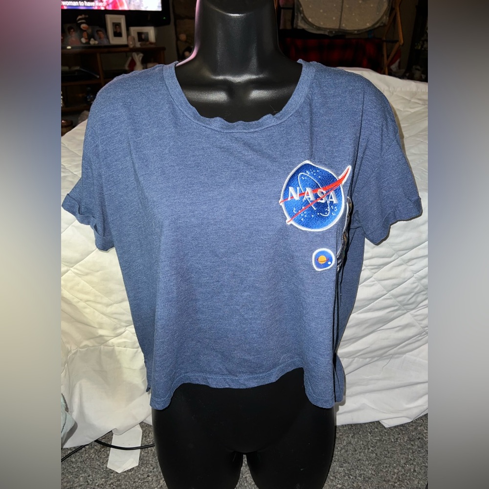 NASA Cropped Scoop T-Shirt